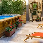 Champagne House - Elegance, Luxury And Charm 4*