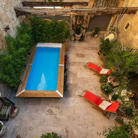 Bed & Breakfast Champagne House - Elegance, Luxury And Charm