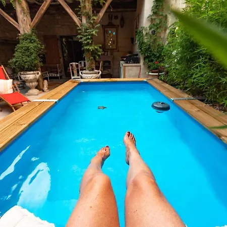 Champagne House - Elegance, Luxury And Charm Bed & Breakfast 4*