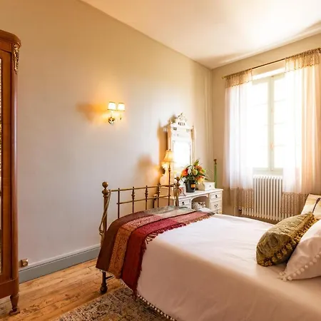 Bed & Breakfast Champagne House - Elegance, Luxury And Charm Condom