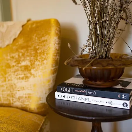 Champagne House - Elegance, Luxury And Charm Bed & Breakfast Condom