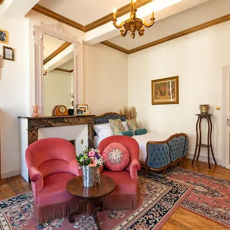 Champagne House - Elegance, Luxury And Charm Frühstückspension 4*