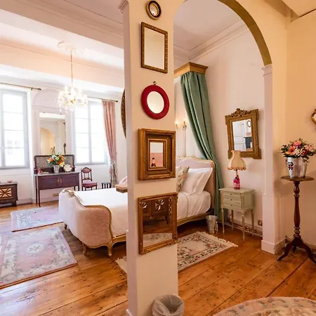 Champagne House - Elegance, Luxury And Charm Frühstückspension