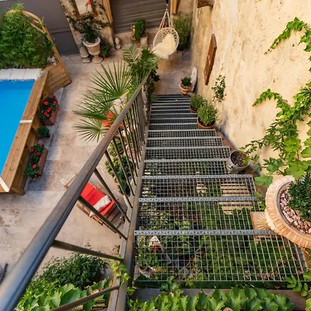 Champagne House - Elegance, Luxury And Charm 4*